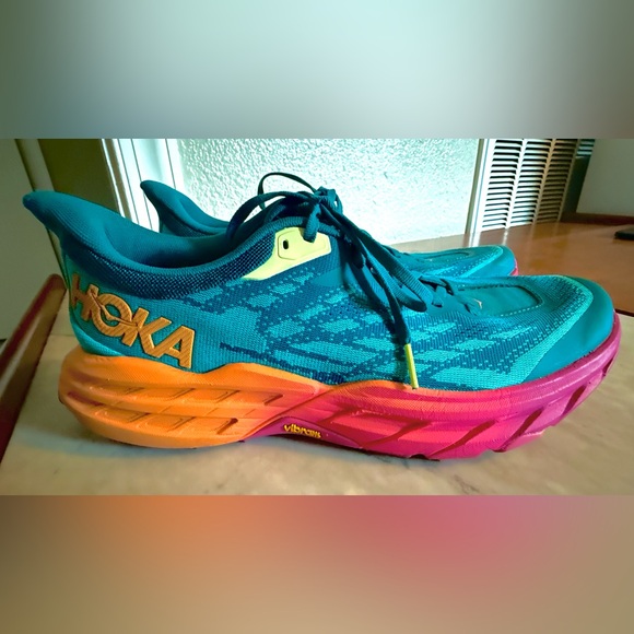 🩵 Hoka Speedgoat 5 Women’s Size 11 - Excellent Condition - Worn Only Once 🩵 - Picture 5 of 8